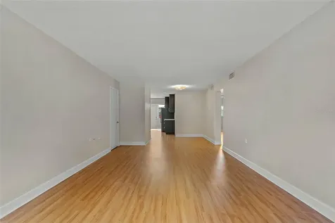 503 Monterey Boulevard NE St Petersburg FL 33704