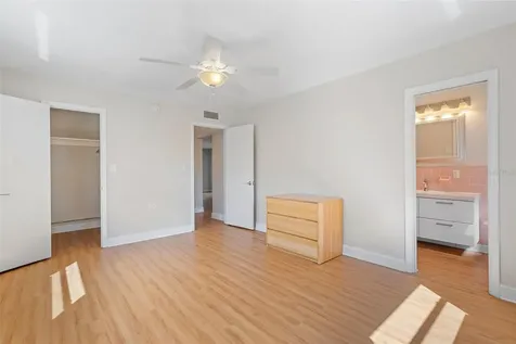 503 Monterey Boulevard NE St Petersburg FL 33704