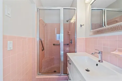 503 Monterey Boulevard NE St Petersburg FL 33704