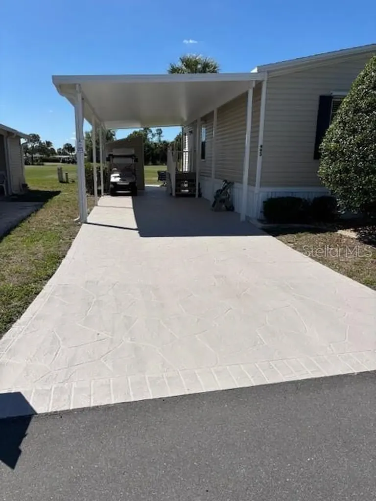 2100 Kings Highway Punta Gorda FL 33980