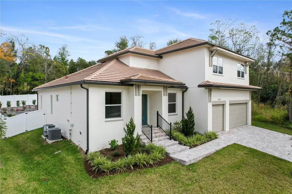 523 Sanctuary Golf Place Apopka FL 32712