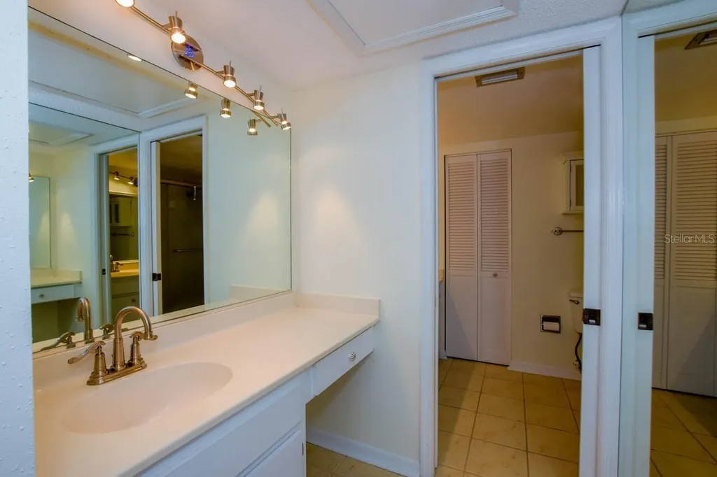 437 Wexford Circle Venice FL 34293