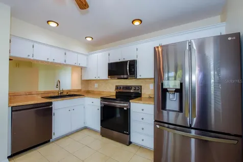 437 Wexford Circle Venice FL 34293