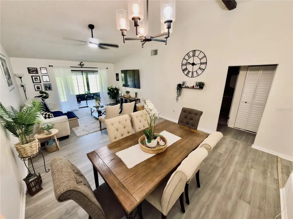 1333 Shady Pine Way Tarpon Springs FL 34688