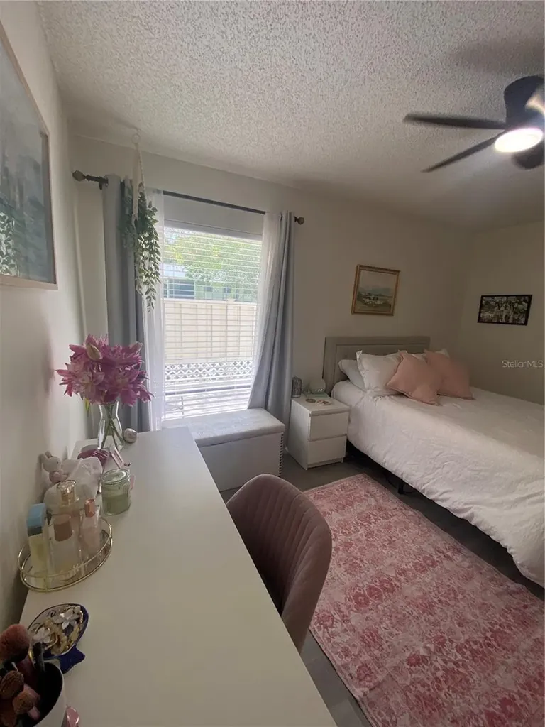 1333 Shady Pine Way Tarpon Springs FL 34688