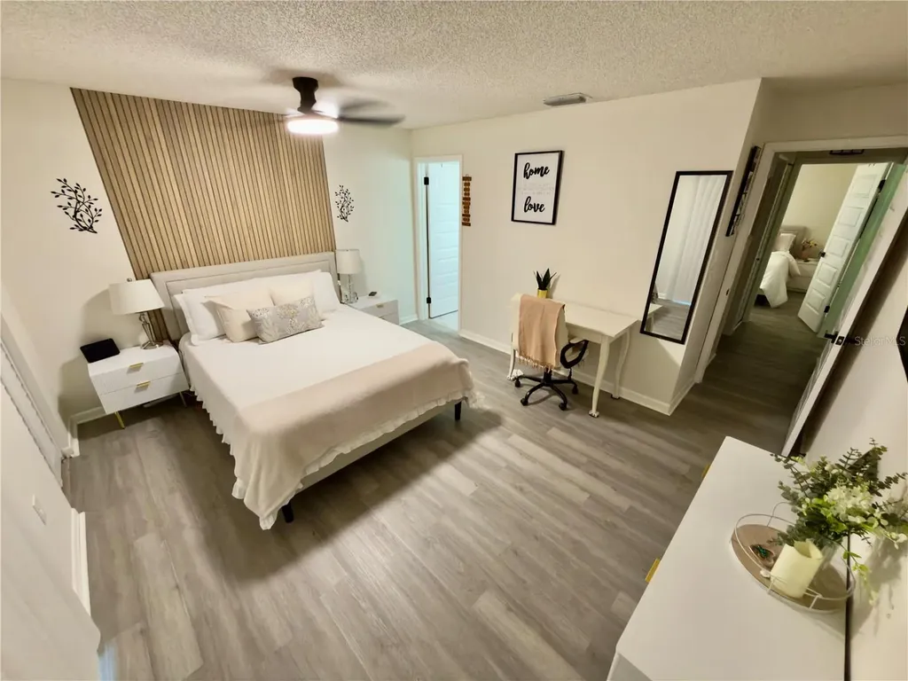 1333 Shady Pine Way Tarpon Springs FL 34688