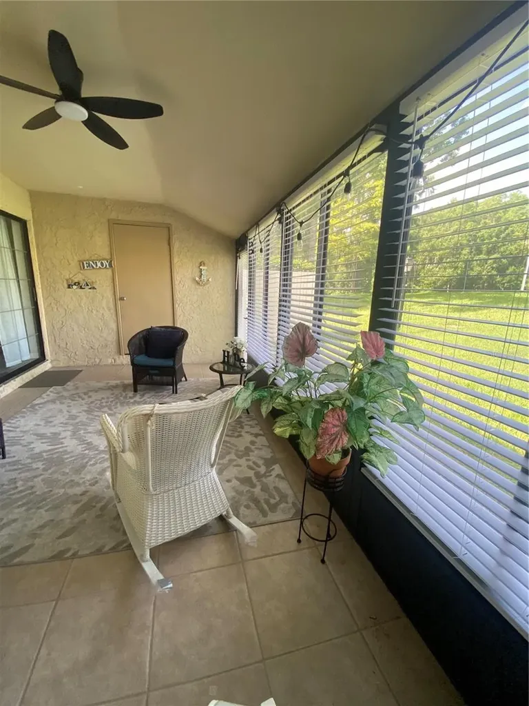 1333 Shady Pine Way Tarpon Springs FL 34688