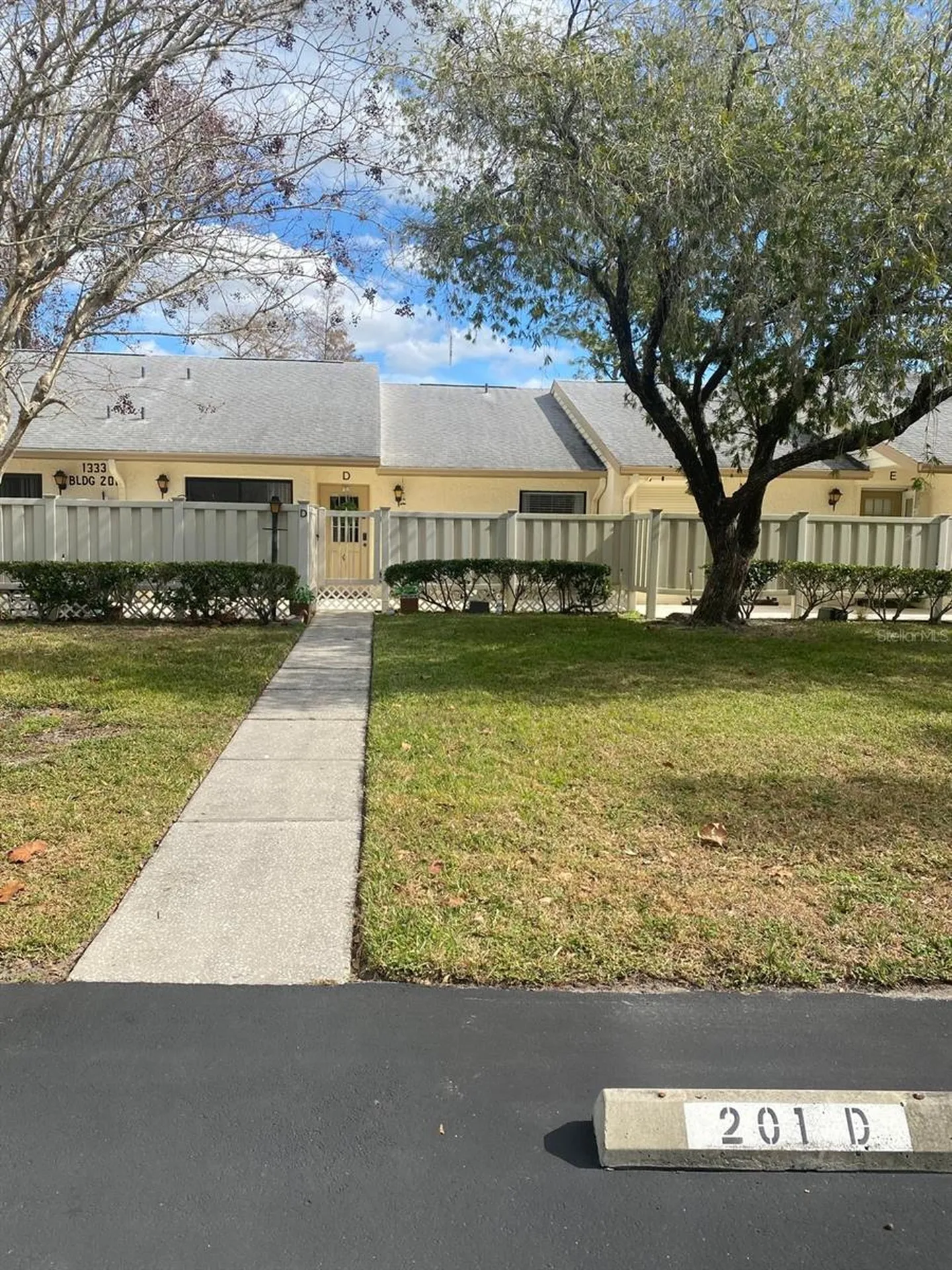 1333 Shady Pine Way Tarpon Springs FL 34688
