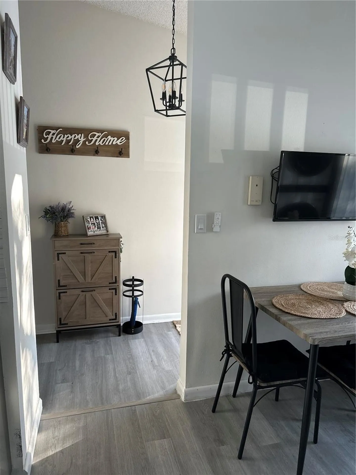 1333 Shady Pine Way Tarpon Springs FL 34688