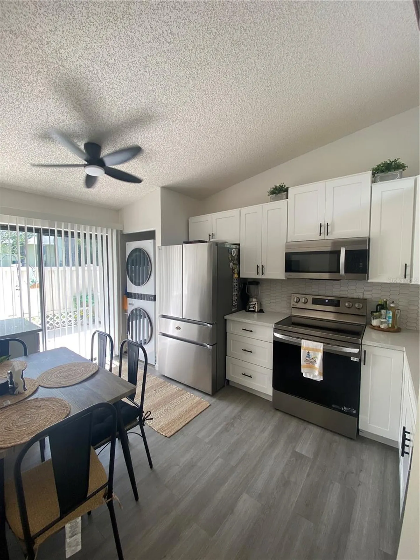 1333 Shady Pine Way Tarpon Springs FL 34688