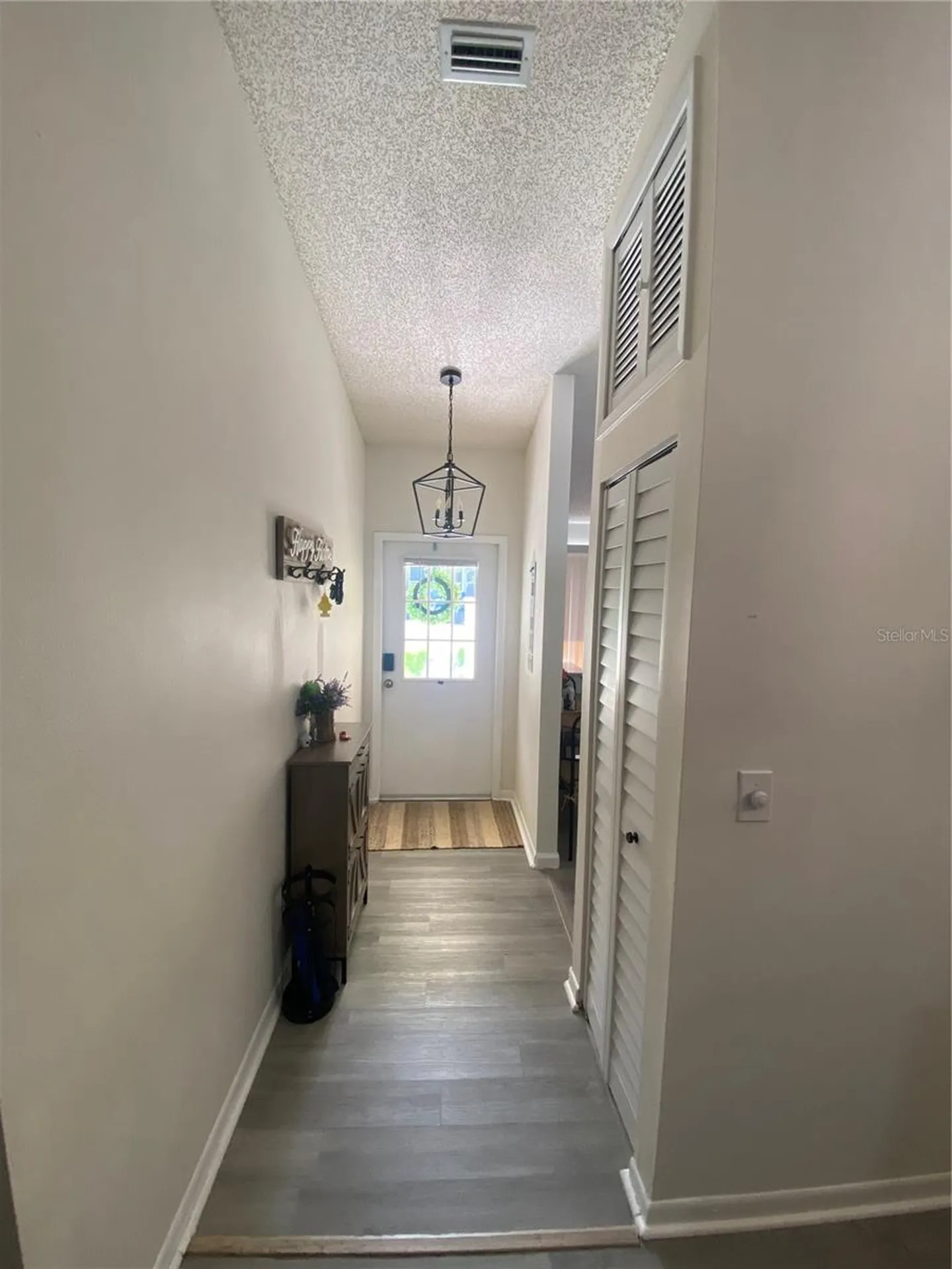 1333 Shady Pine Way Tarpon Springs FL 34688