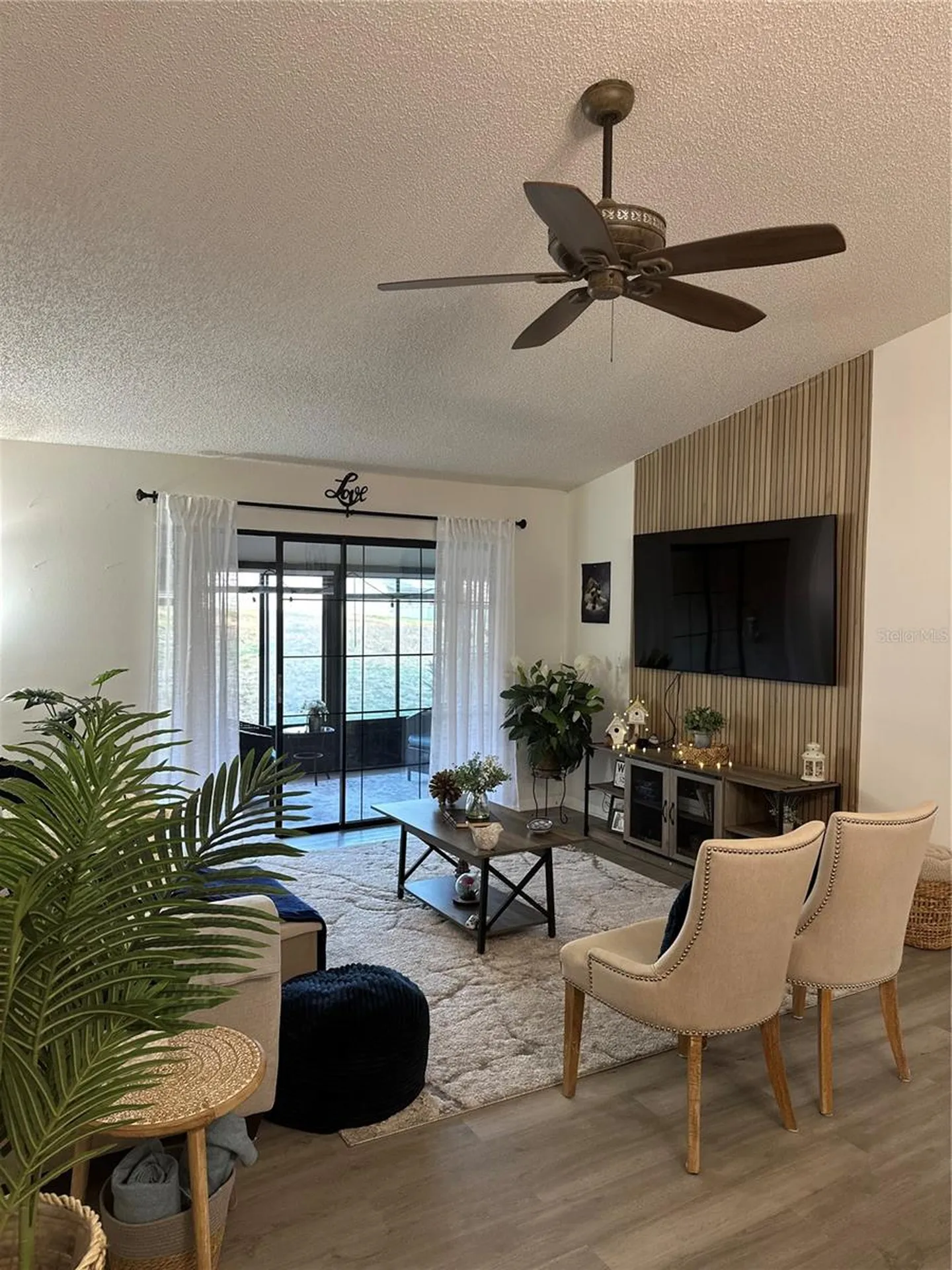 1333 Shady Pine Way Tarpon Springs FL 34688