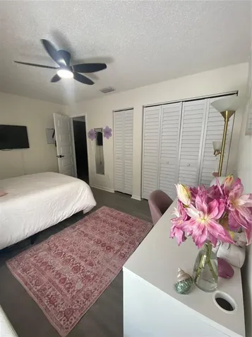 1333 Shady Pine Way Tarpon Springs FL 34688