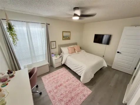 1333 Shady Pine Way Tarpon Springs FL 34688