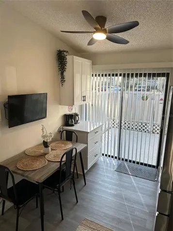 1333 Shady Pine Way Tarpon Springs FL 34688