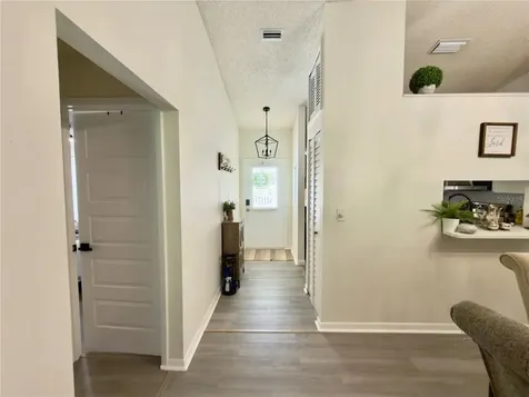 1333 Shady Pine Way Tarpon Springs FL 34688