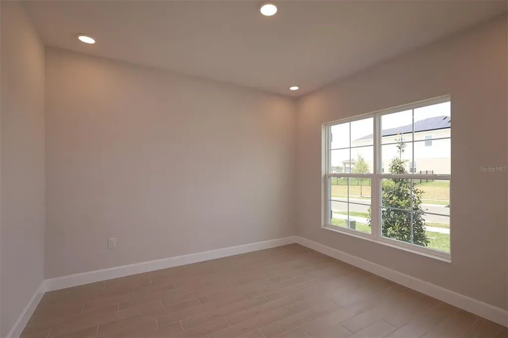 3270 Wolf Lake Avenue Apopka FL 32712
