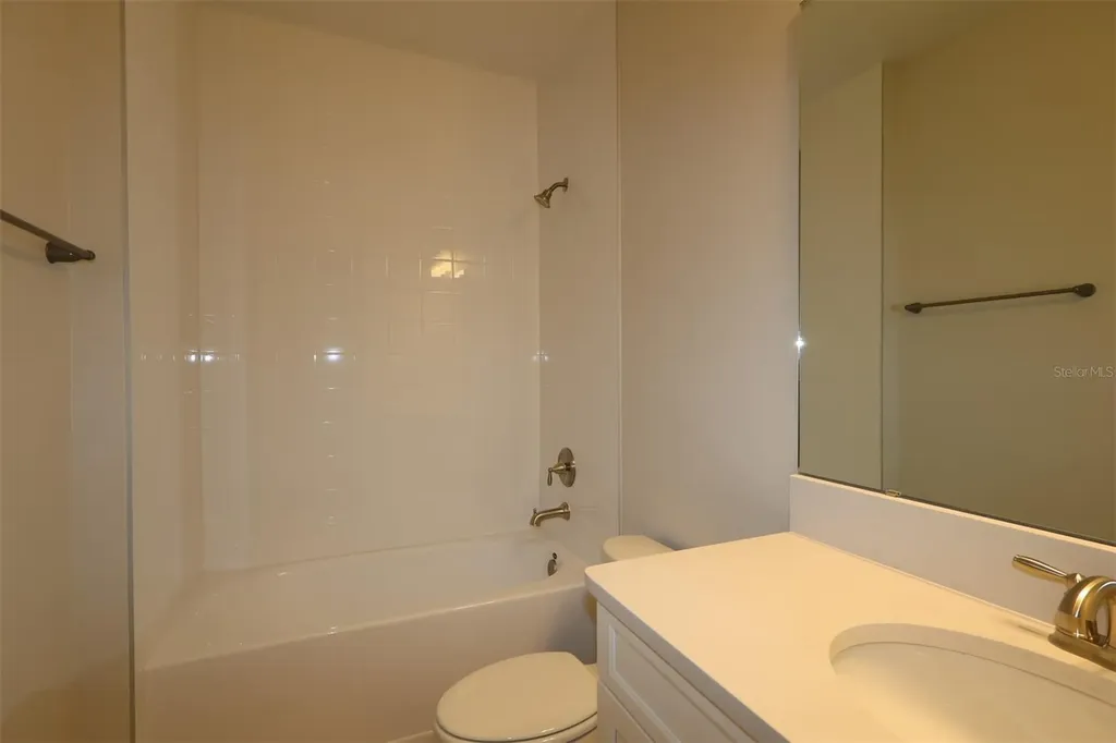 3270 Wolf Lake Avenue Apopka FL 32712