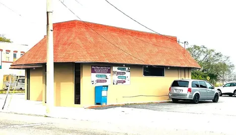 302 S Collins Street Plant City FL 33563