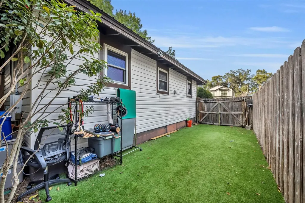 414 E Muriel Street Orlando FL 32806