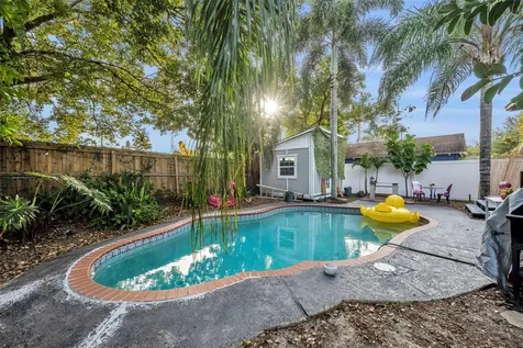 414 E Muriel Street Orlando FL 32806