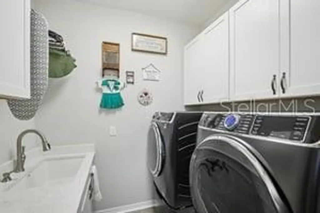 5204 69th Street E Palmetto FL 34221