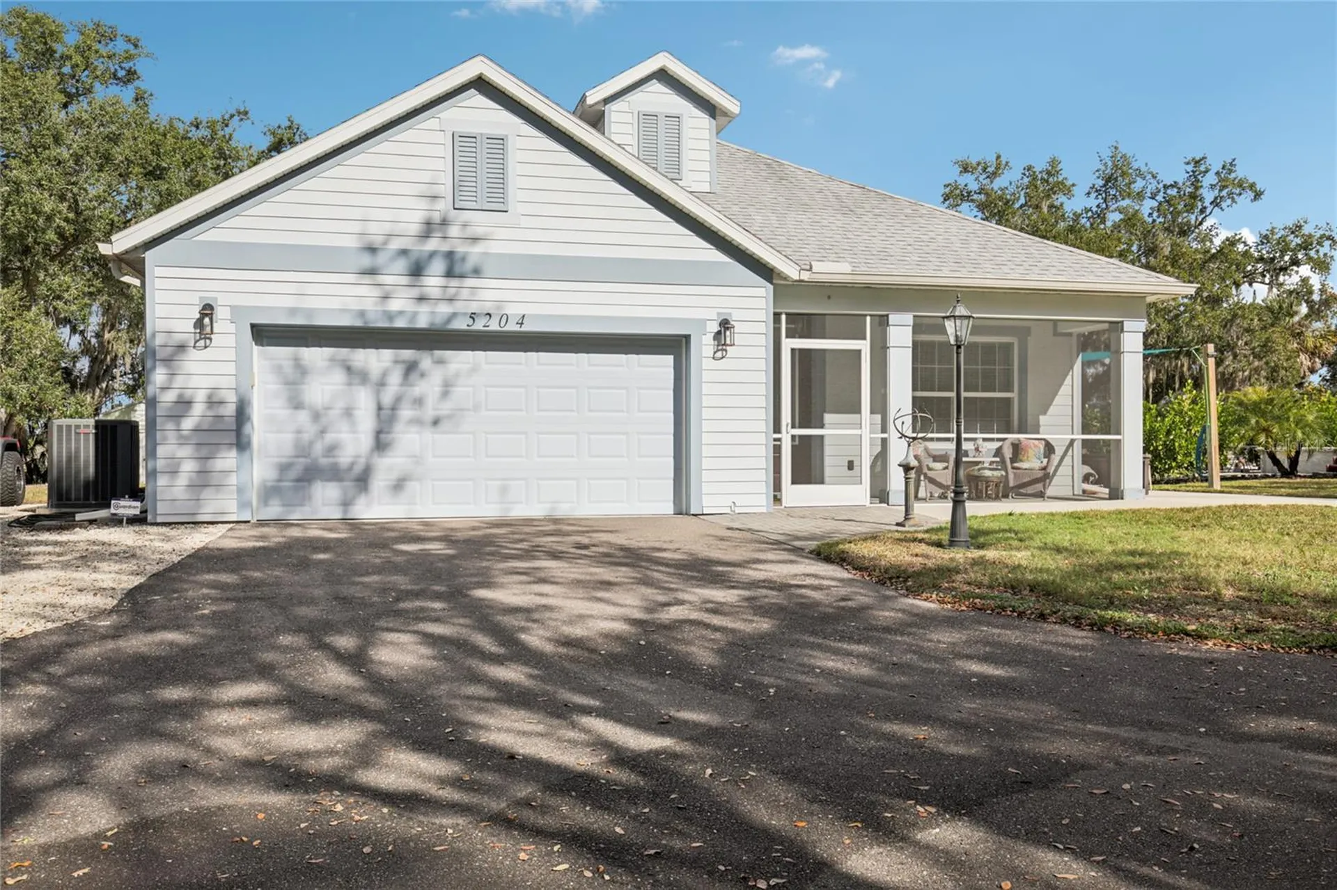 5204 69th Street E Palmetto FL 34221