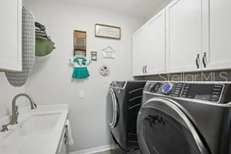 5204 69th Street E Palmetto FL 34221