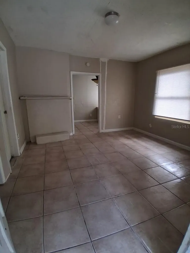 1703 Mccarthy Sanford FL 32771