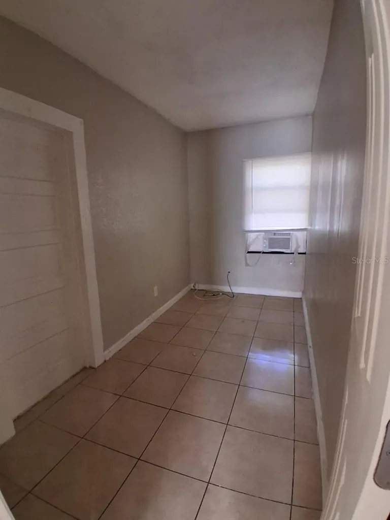 1703 Mccarthy Sanford FL 32771