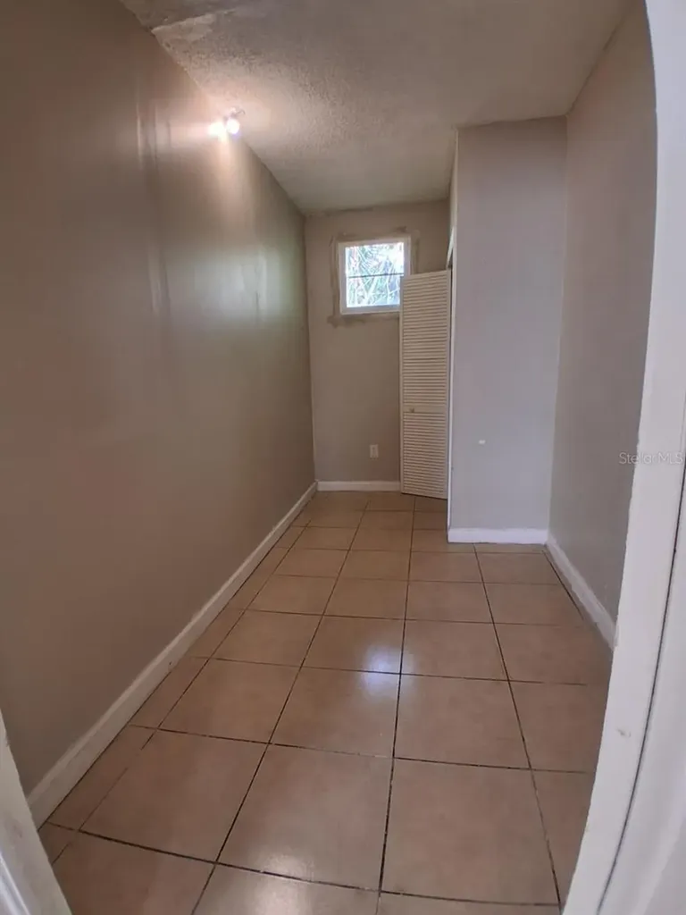 1703 Mccarthy Sanford FL 32771