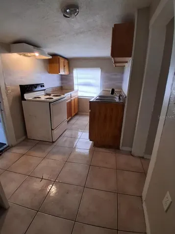1703 Mccarthy Sanford FL 32771