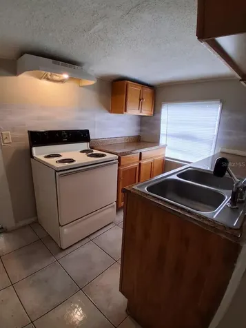 1703 Mccarthy Sanford FL 32771