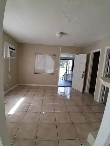 1703 Mccarthy Sanford FL 32771