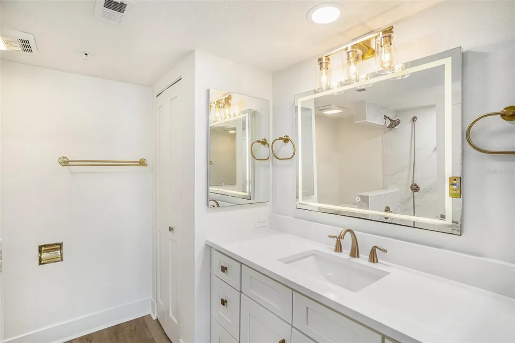 1480 Gulf Boulevard Clearwater Beach FL 33767