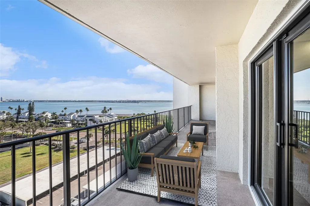 1480 Gulf Boulevard Clearwater Beach FL 33767