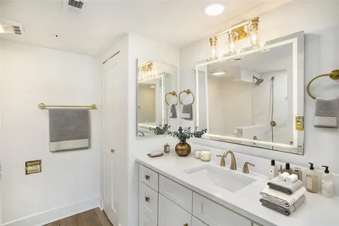 1480 Gulf Boulevard Clearwater Beach FL 33767