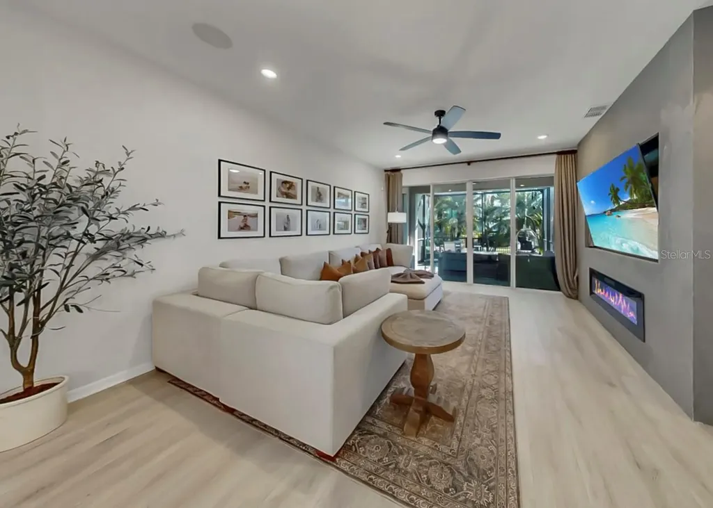 7206 Paradiso Drive Apollo Beach FL 33572