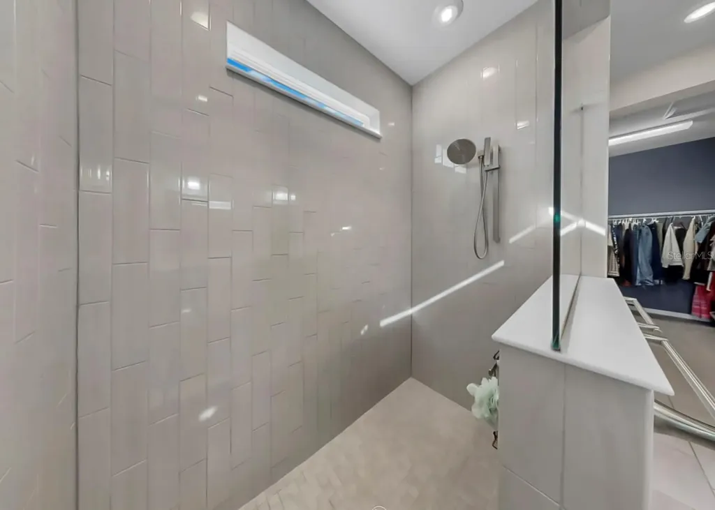 7206 Paradiso Drive Apollo Beach FL 33572