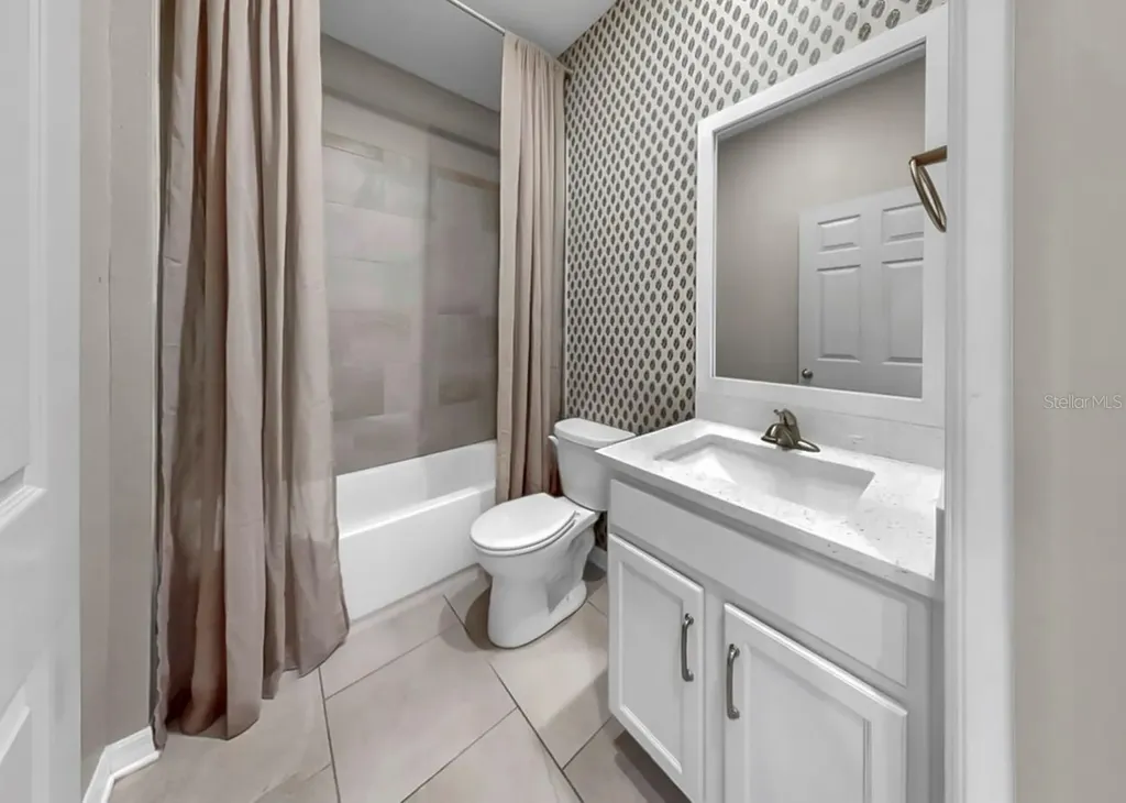 7206 Paradiso Drive Apollo Beach FL 33572