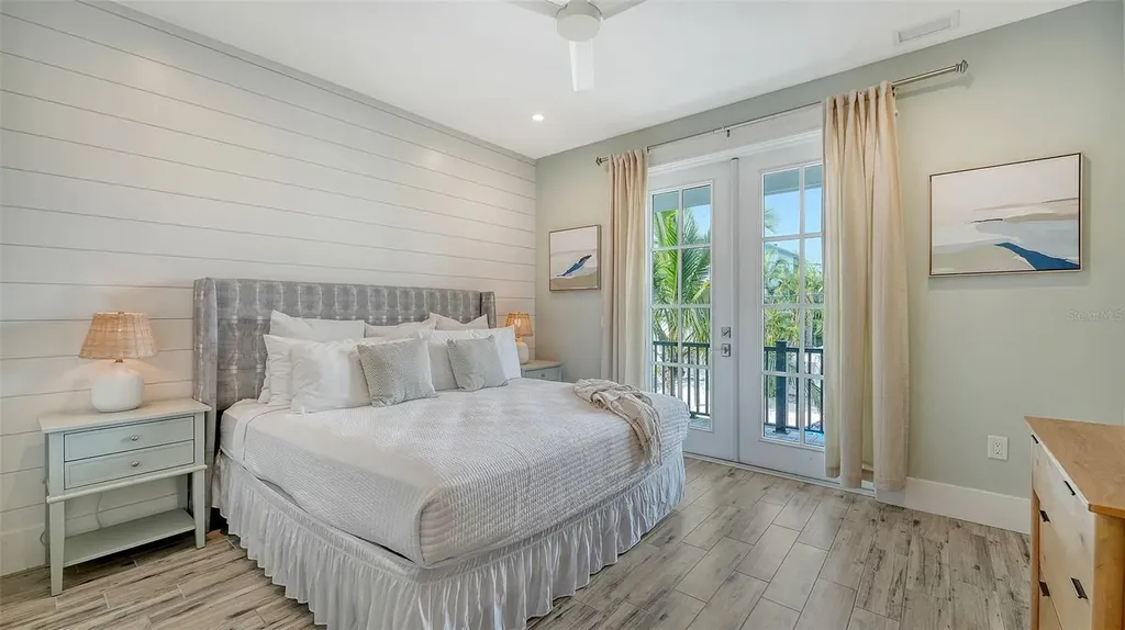 2175 Avenue A Bradenton Beach FL 34217