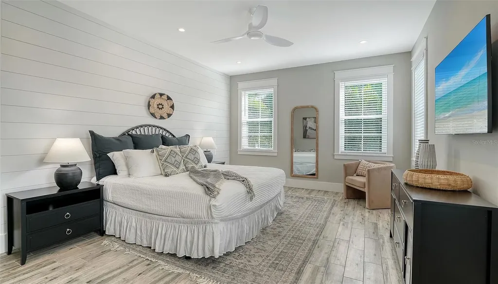 2175 Avenue A Bradenton Beach FL 34217