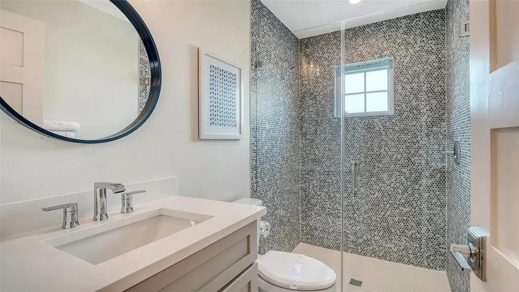 2175 Avenue A Bradenton Beach FL 34217