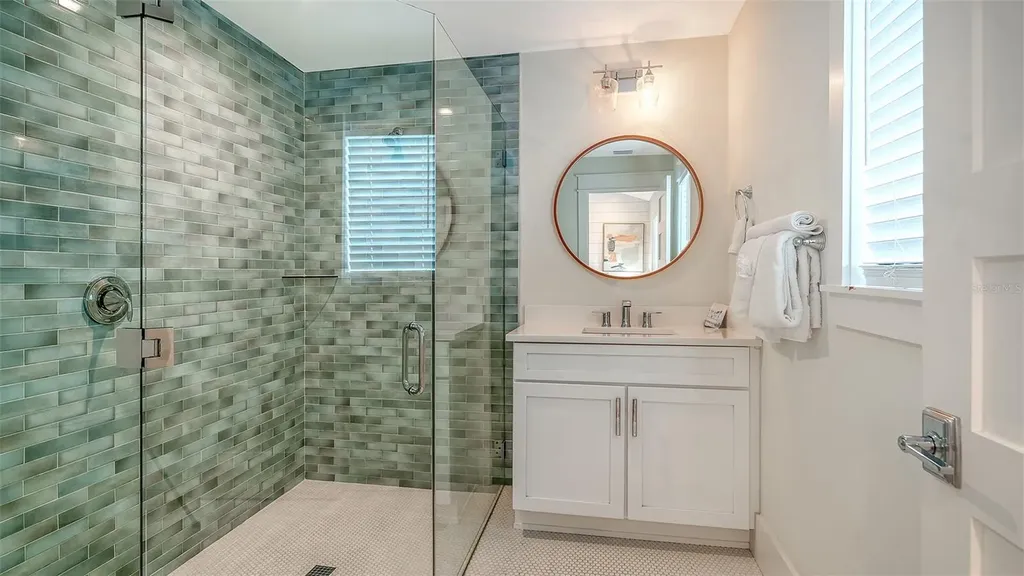 2175 Avenue A Bradenton Beach FL 34217