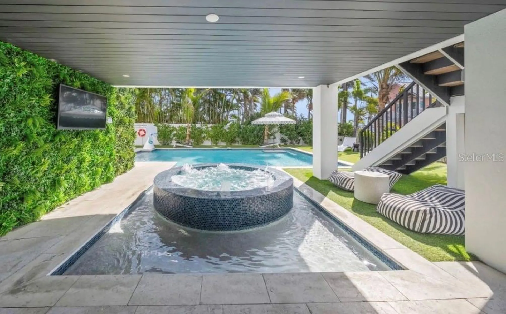 2175 Avenue A Bradenton Beach FL 34217