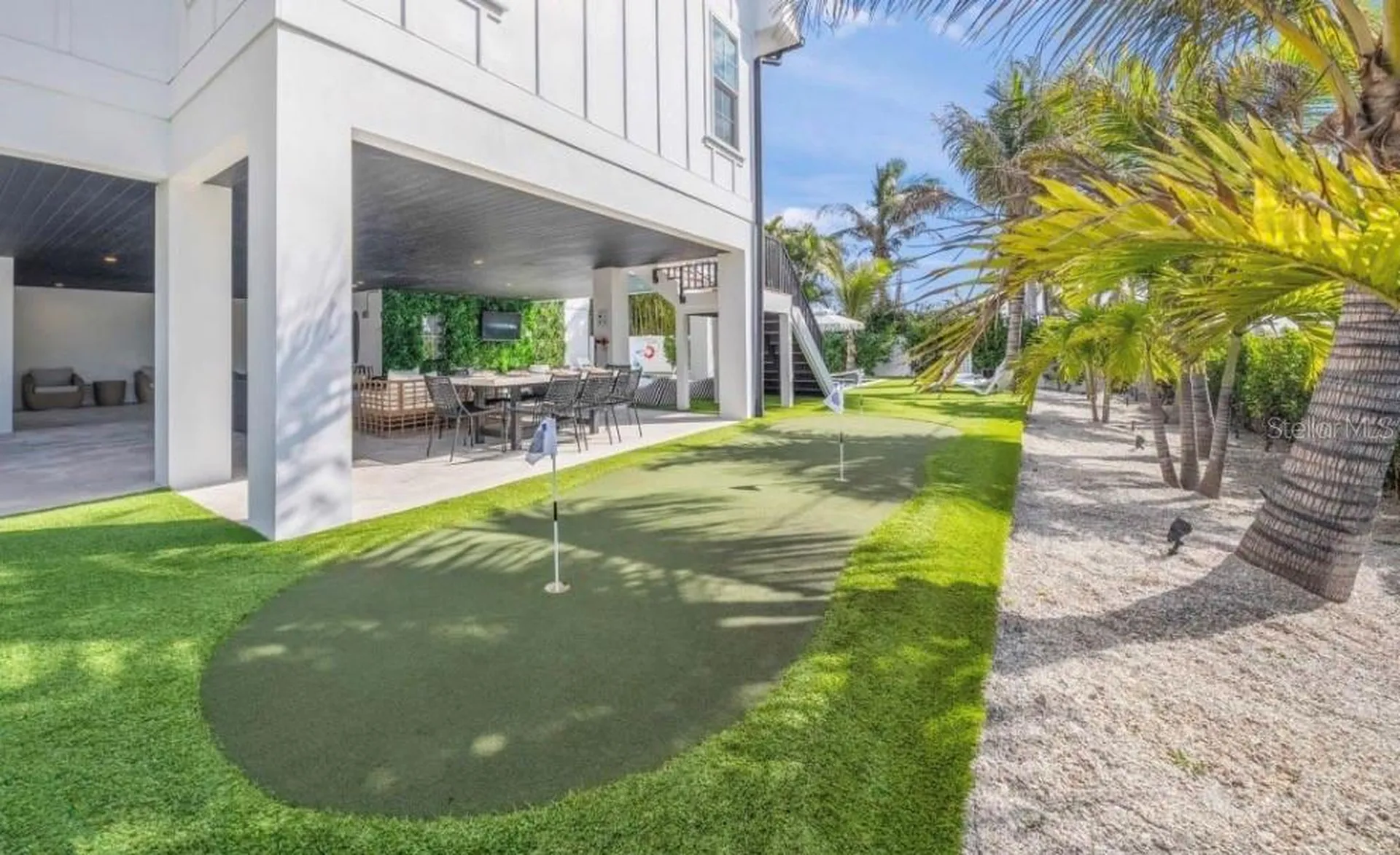 2175 Avenue A Bradenton Beach FL 34217