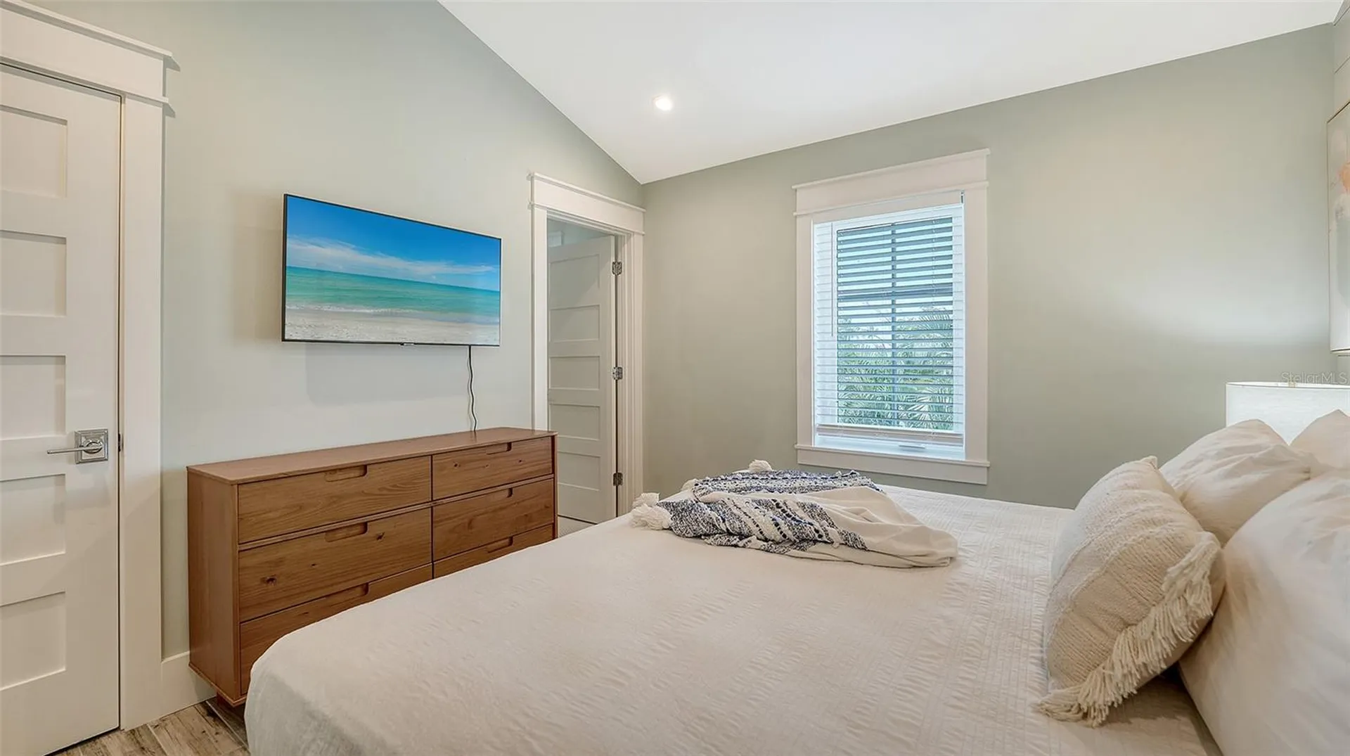2175 Avenue A Bradenton Beach FL 34217
