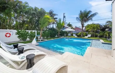 2175 Avenue A Bradenton Beach FL 34217