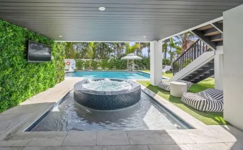 2175 Avenue A Bradenton Beach FL 34217