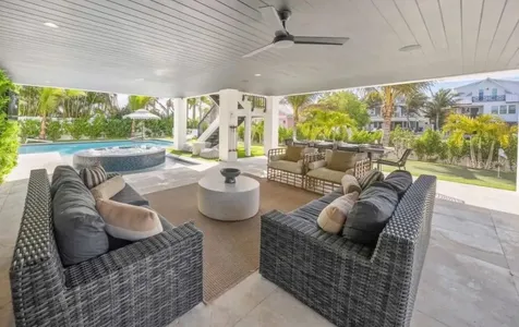 2175 Avenue A Bradenton Beach FL 34217